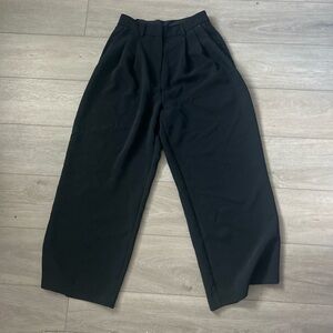 Good American Black wide leg pleated trousers with zip pockets Size 2